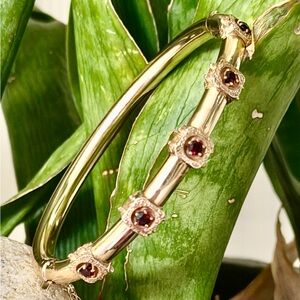 14 karat gold, and garnet Bracelet